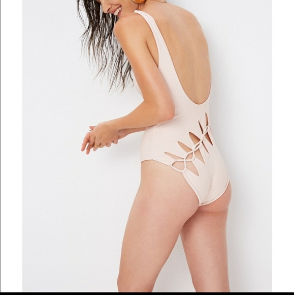 NWT Tularosa blush color swimsuit - Picture 2 of 6